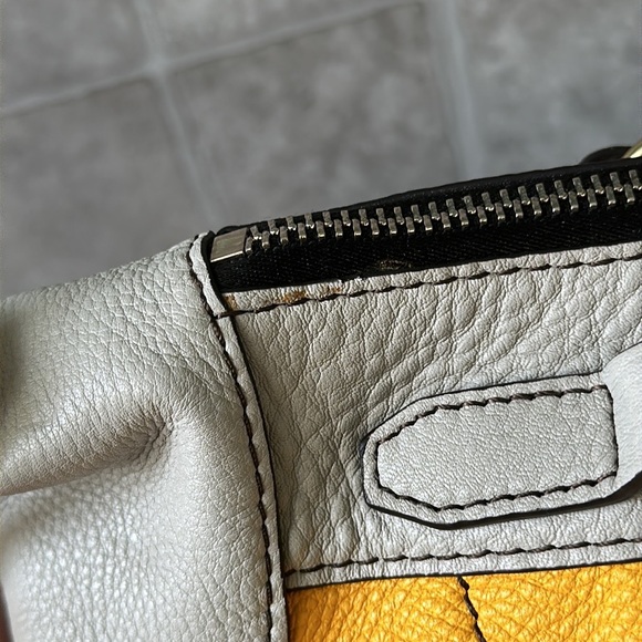 🌻orYanny Satchel🌻 - Picture 9 of 16